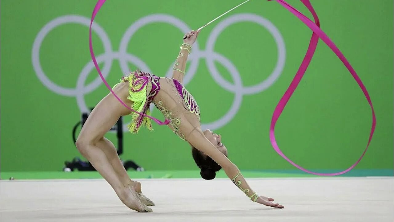 Олимпийский игры гимнастки