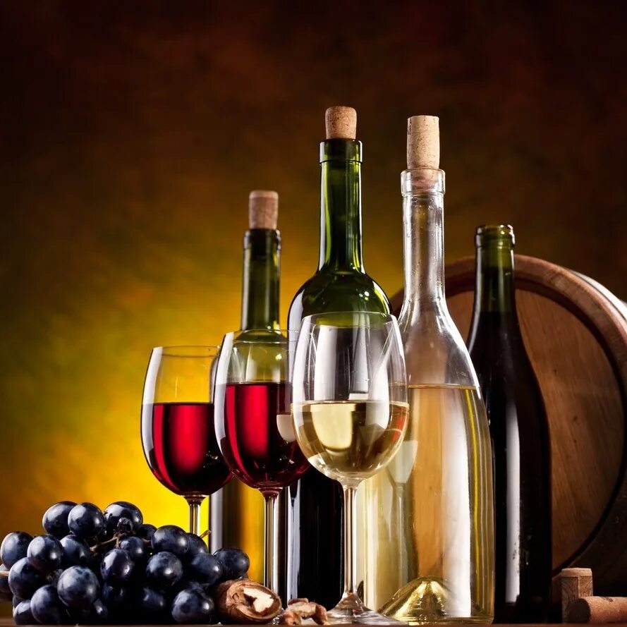 Вине винный. Вино. Алкоголь вино. Виноводочные изделия. Вино водка реклама.