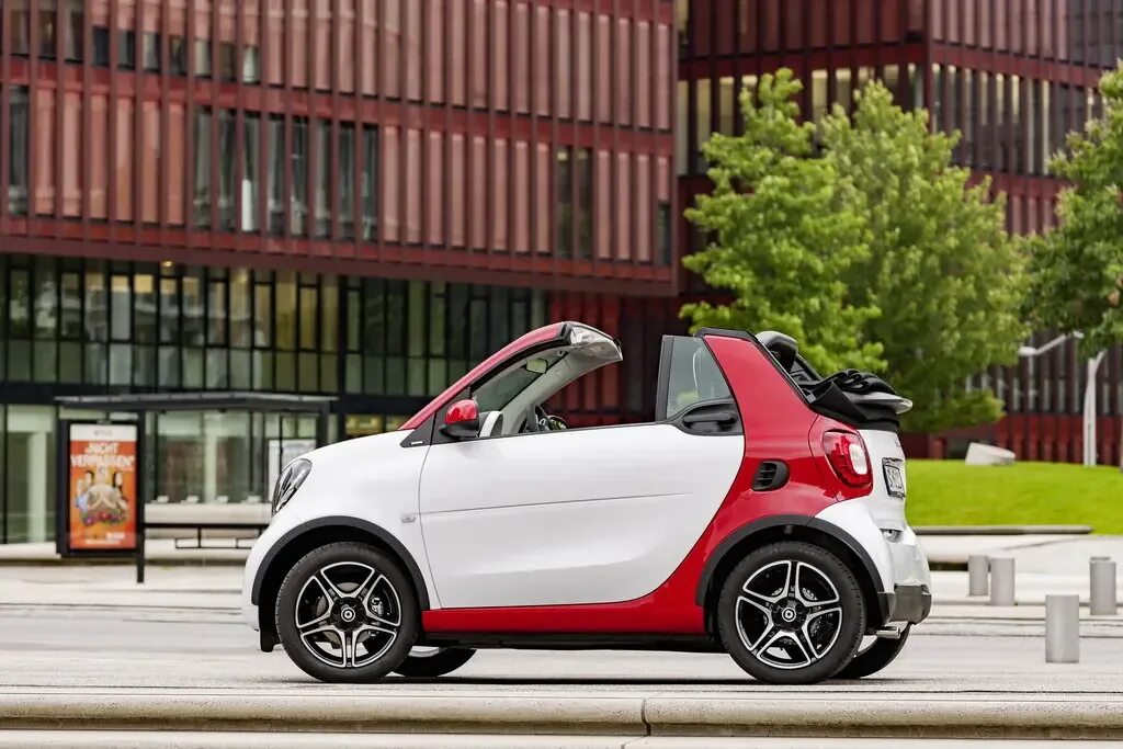 Pedro Arrais review: 2019 Smart EQ ForTwo goes out with a bang - Victoria Times 