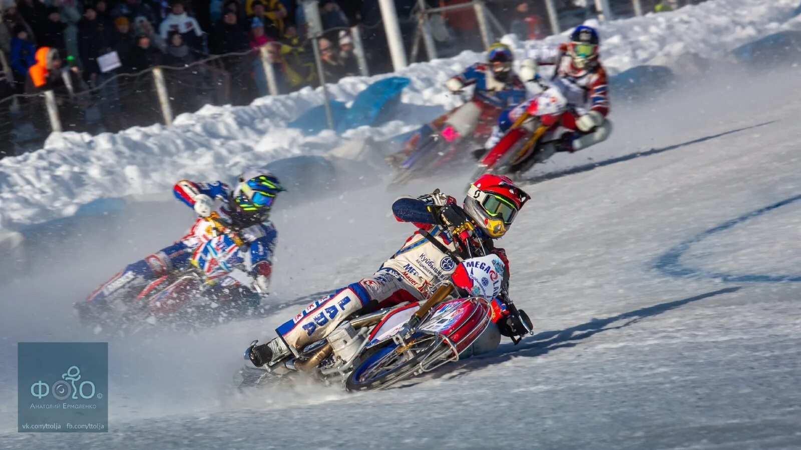 Мотогонки на льду уфа 2023. Красногорск стадион зоркий мотогонки. Мотогонки на льду уфа 2023. Лед. Спидвей на льду уфа.