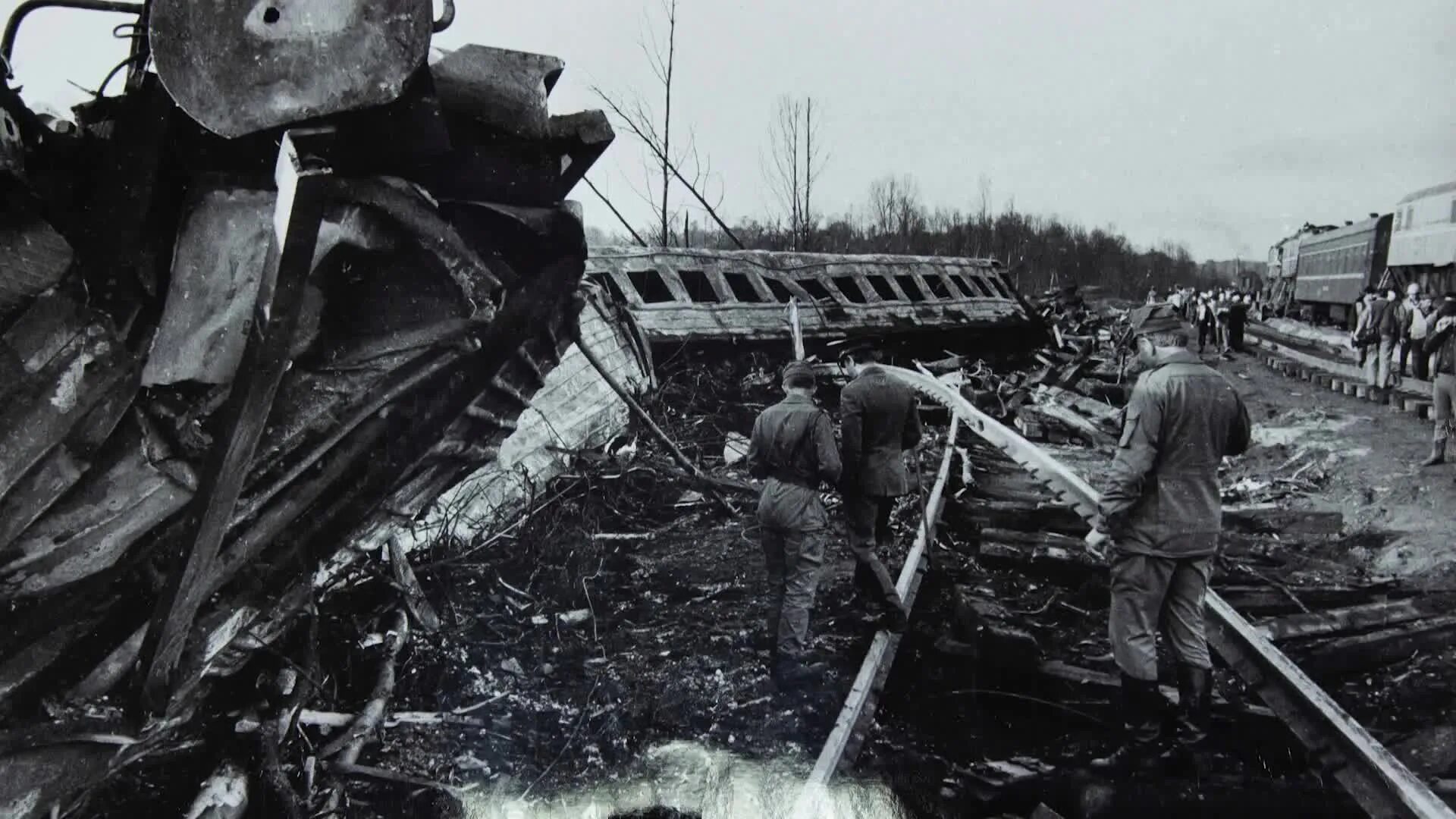 Аша улу теляк железнодорожная катастрофа. Катастрофа аша улу-теляк 1989. 4 июня 89. Катастрофа аша улу-теляк 1989. 4 июня 89.