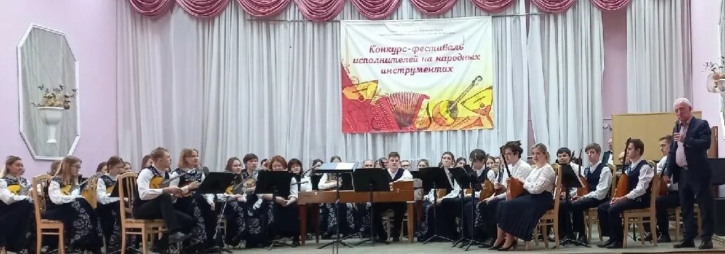 Сайт казенина. Музыкальный колледж имени казенина выпуск 2009 года. Кировский колледж музыкального искусства. Музыкальный колледж им казенина г киров церковь рядом. Ккми им казенина киров.