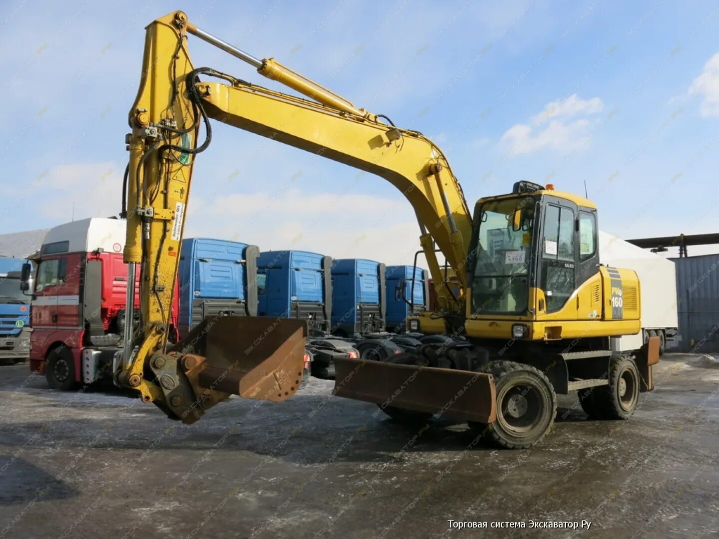 Колесный экскаватор Комацу 160. Экскаватор Komatsu 130 колесный. Экскаватор Komatsu pw130-6. Коматсу колесный полноповоротный экскаватор 7тон. Полноповоротный экскаватор бу