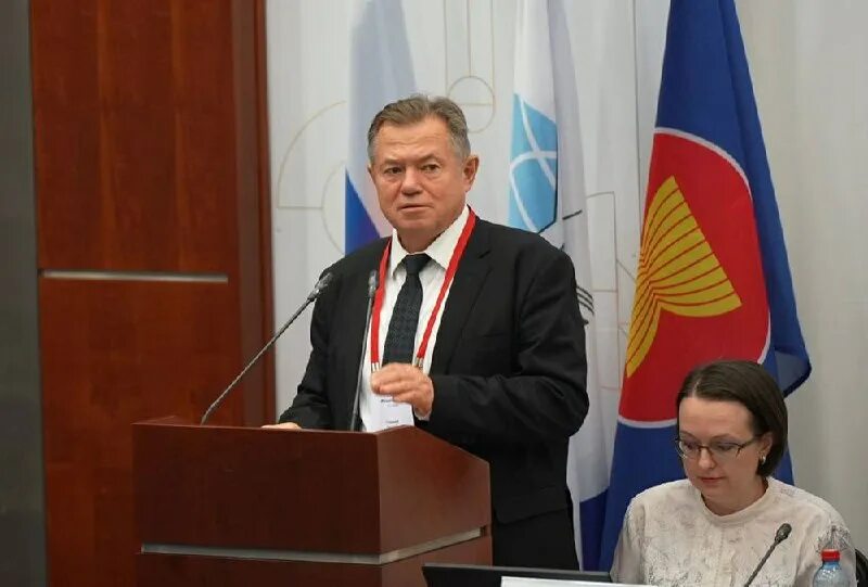 Дипломатическая академия мид россии. Дмитрий некрасов экономист. Выступления экономистов. Делягин михаил геннадьевич. Выступления экономистов.