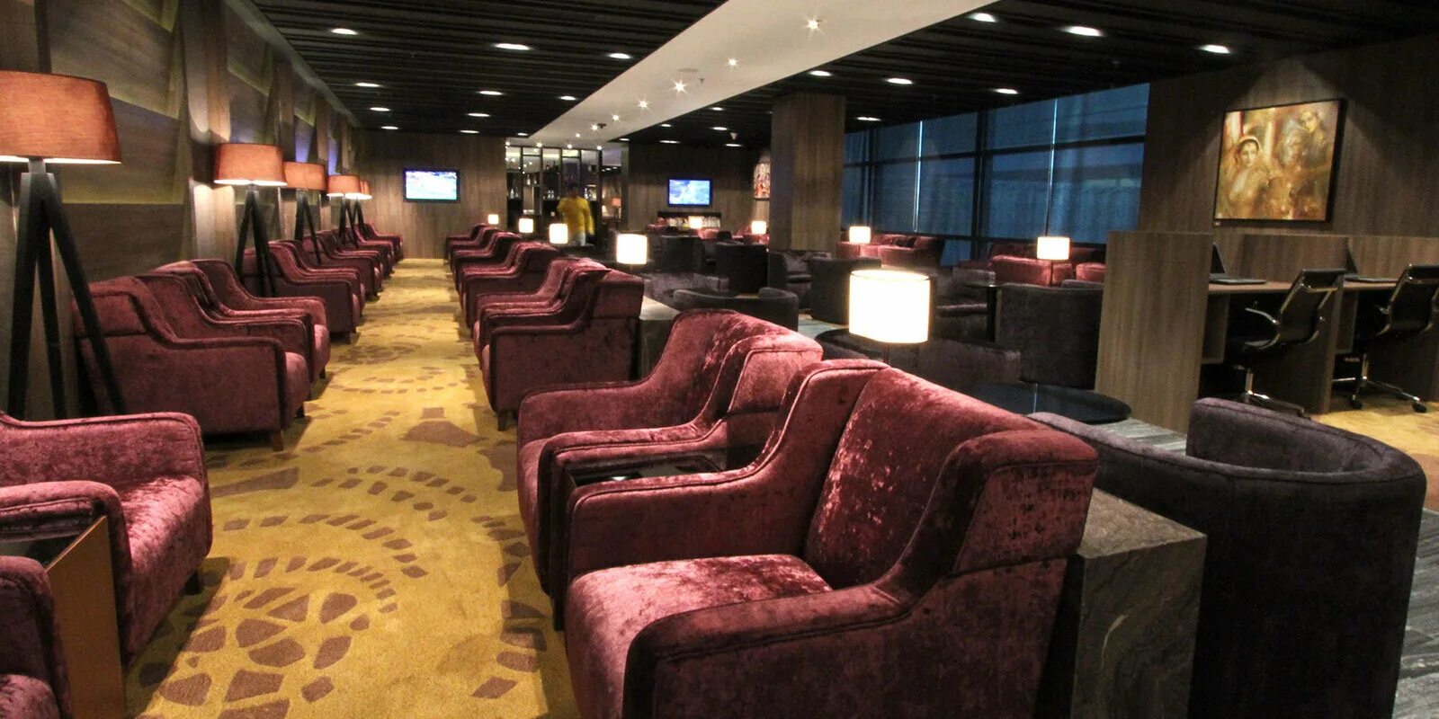 Бизнес зал волгоград аэропорт. Вип зал в аэропортах как попасть. Вип зал аэропорта домодедово. Феникс вип зал. Бизнес зал кандинский шереметьево.