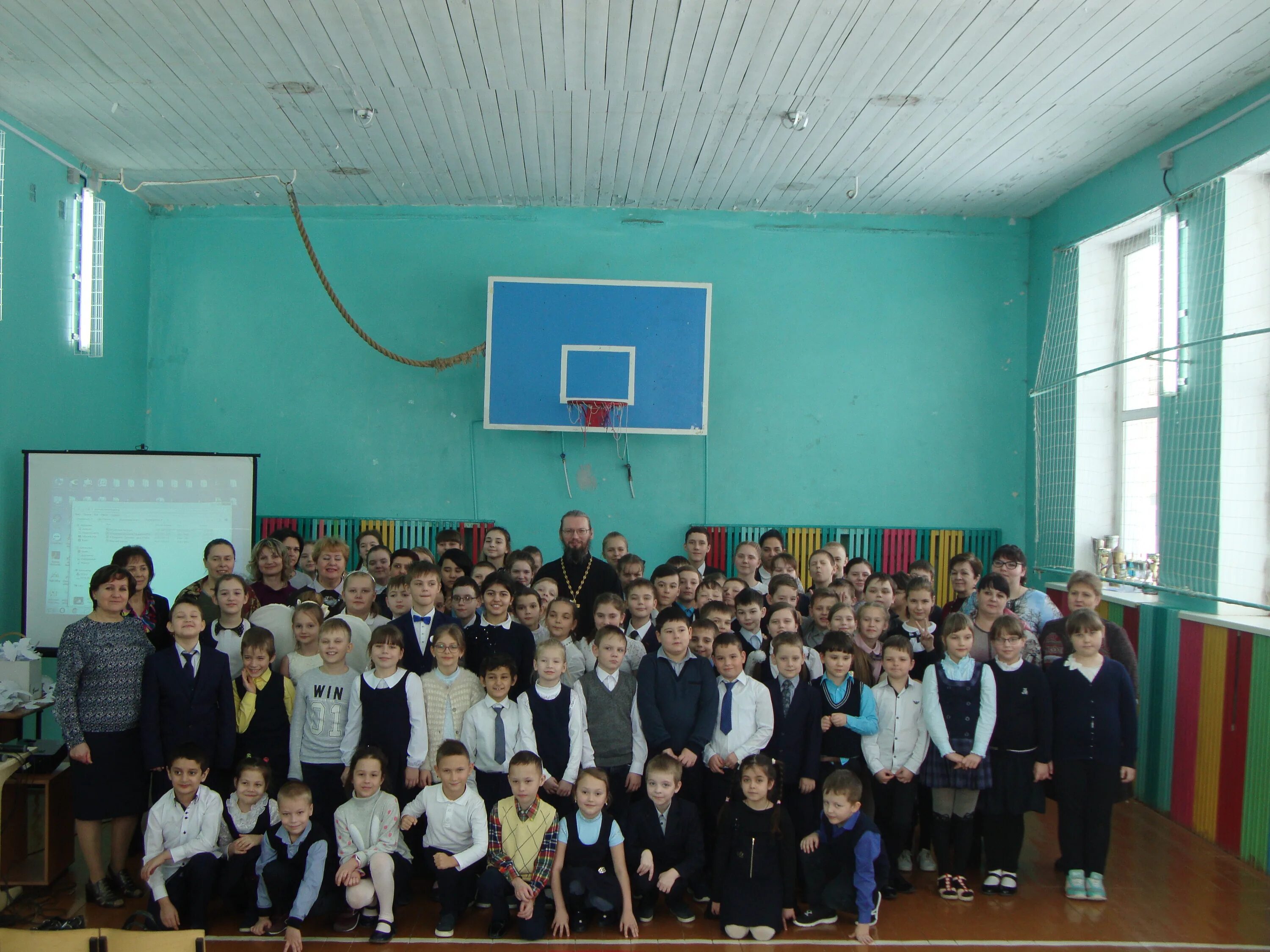 Школа в захарово одинцовский район. Рязанская сельская школа. Школа 3 шилово рязанской области. Рязанская средняя школа тюшево. Село тюшево рязанской области.