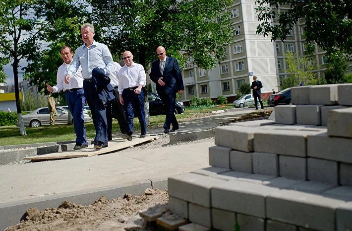 Ремонт город московский. Плитка в Москве Собянин.