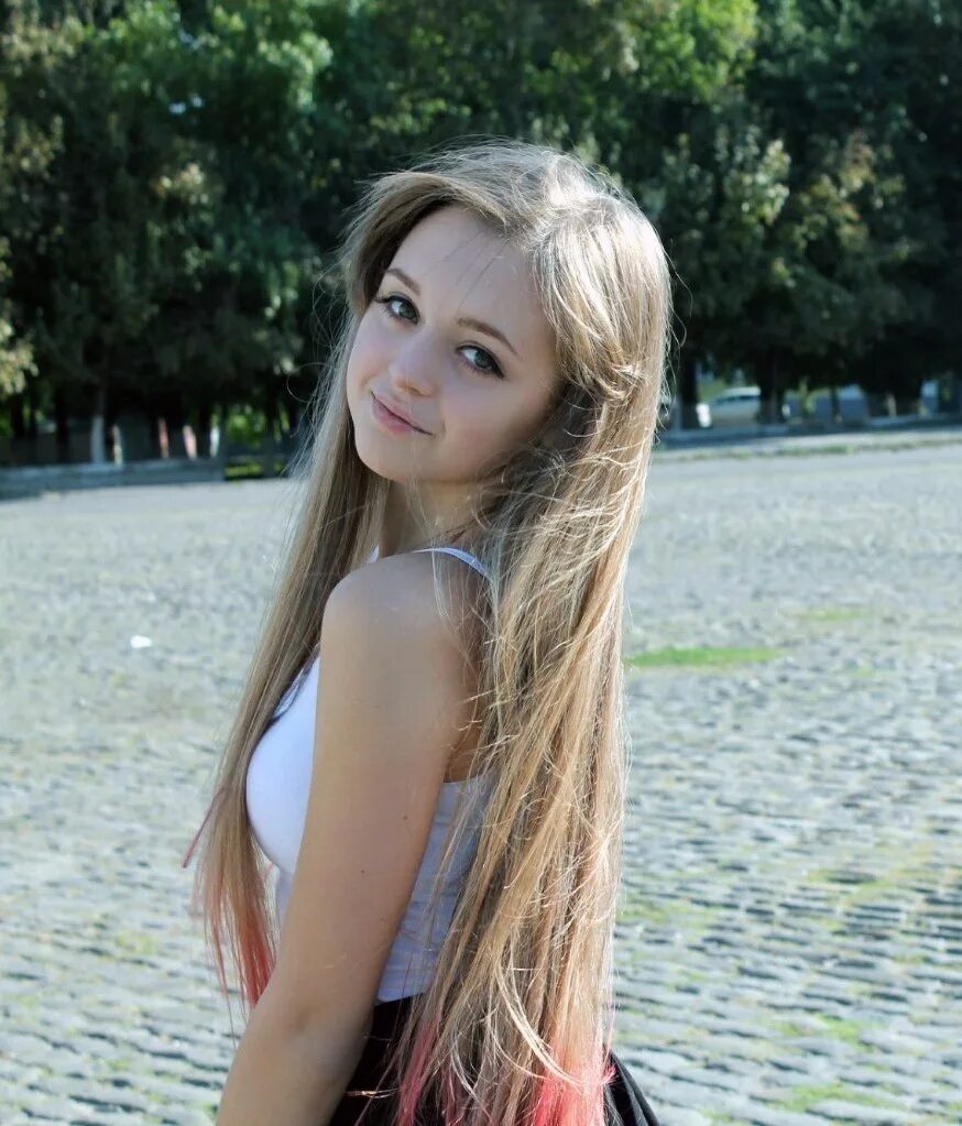 Красивые девушки подростки. Красивая русская девушка 15 лет. Юные 18 ти