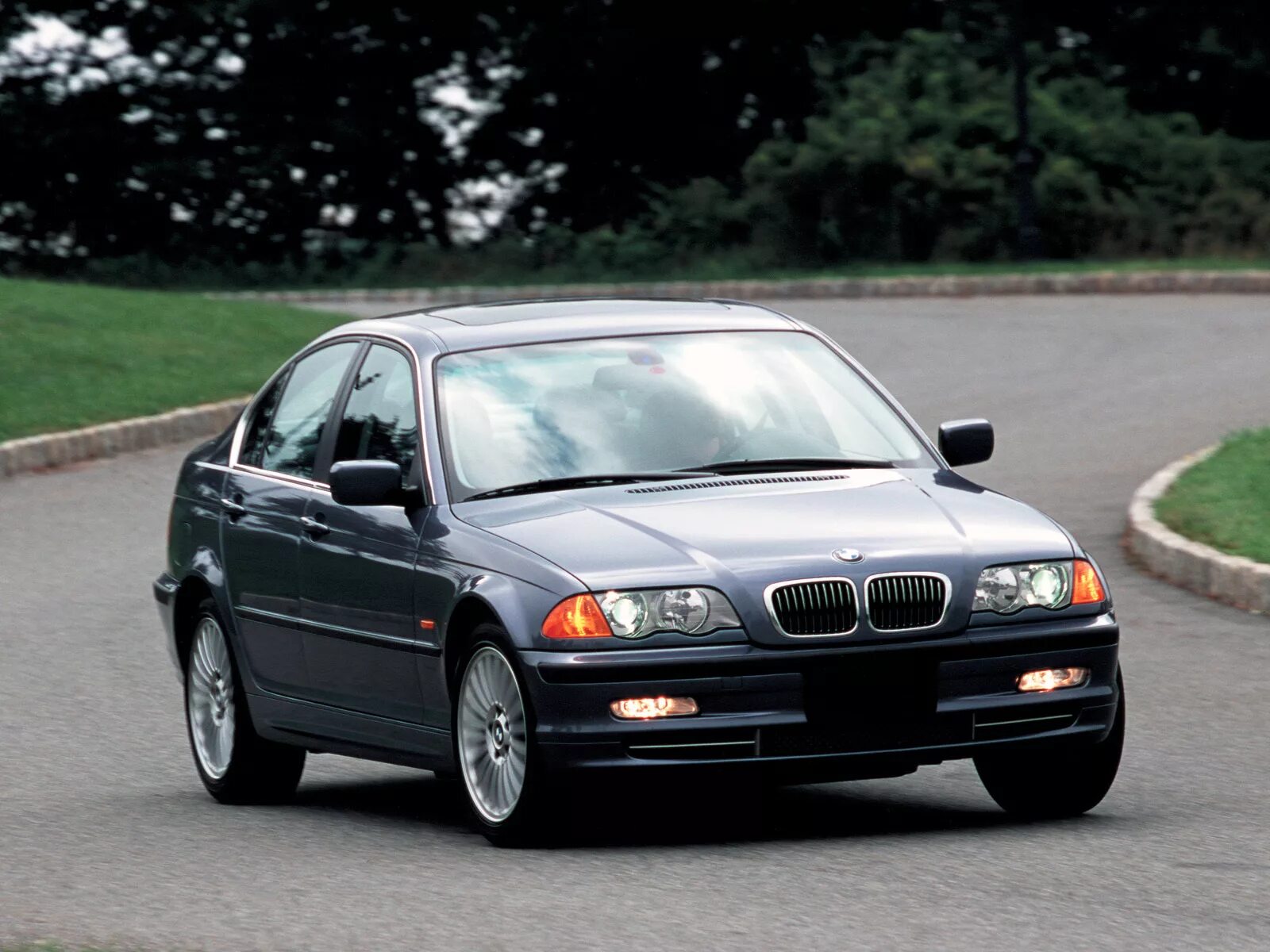 E46 bmw год. Bmw 3 e46 седан. bmw e46 330xi. bmw e46 sedan. бмв е46 седан 330xi.