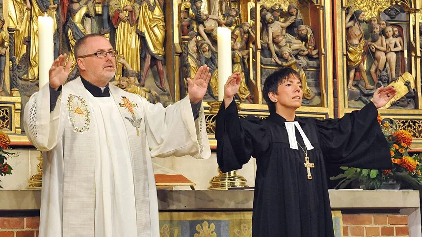 протестантский пастор. протестантский священник 6 букв. пастор галсвеллс. проповедник католической церкви. протестантский священник 6 букв.