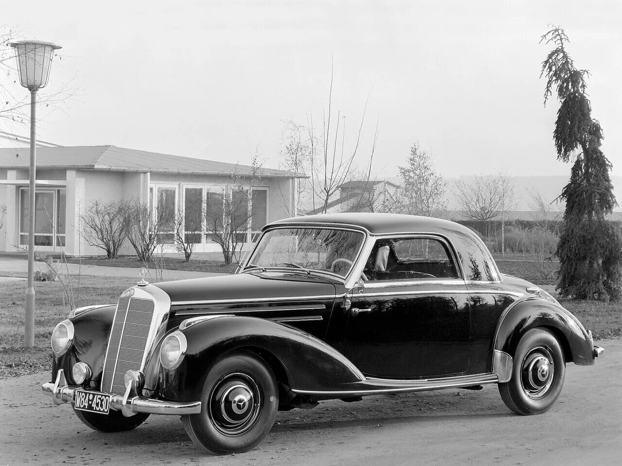 1951 ru. Mercedes-Benz 220 (w187). Mercedes-Benz 220 w187 (1951). Мерседес 220 w187. Мерседес Бенц w120.