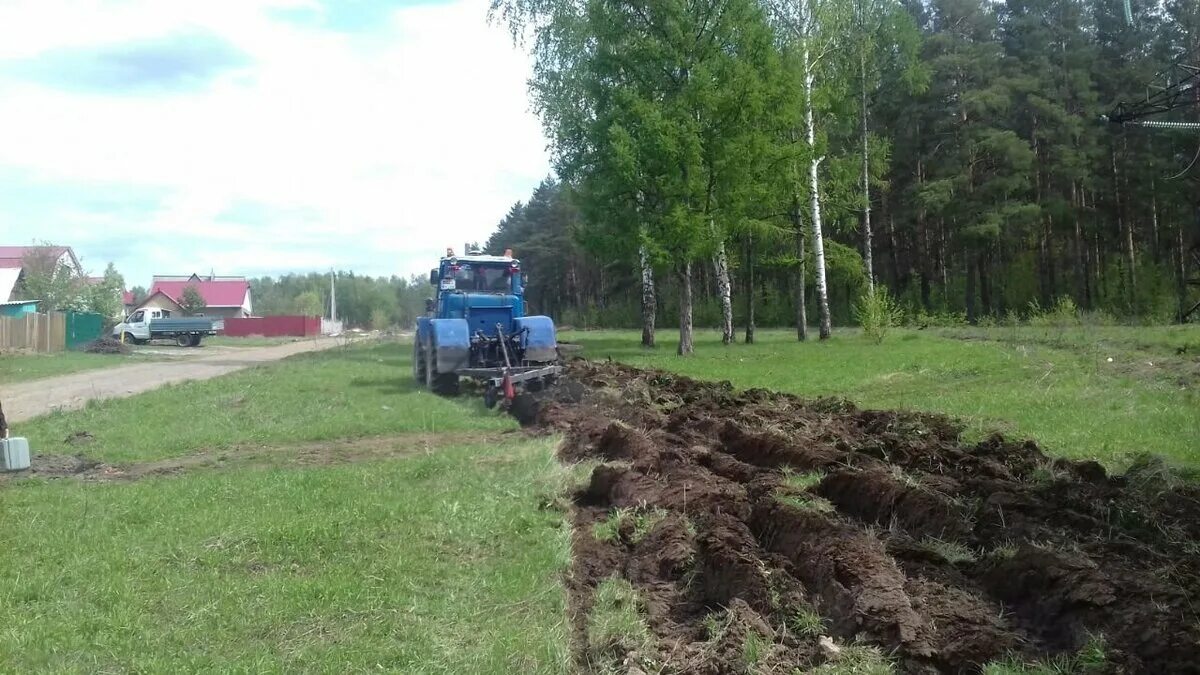 Противопожарные мероприятия населенных пунктов. Опашка минерализованной полосы. Противопожарные минерализованные полосы шириной не менее 10 метров. Противопожарные минерализованные полосы. Противопожарная опашка территорий.