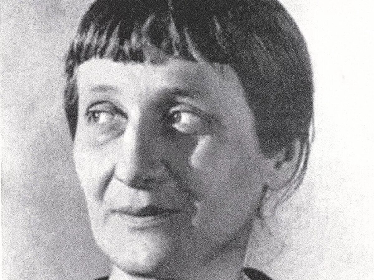 Ахматова в 1941.