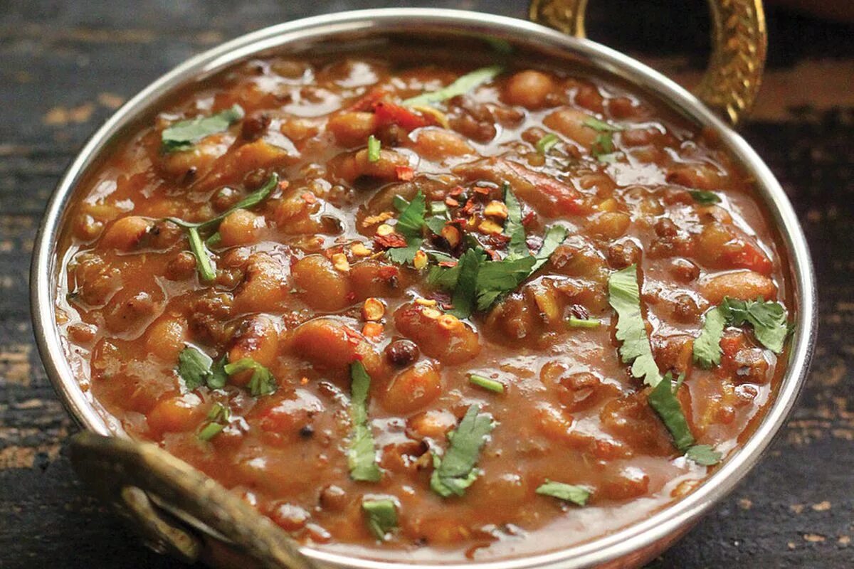 Суп дхал Индия. Карри масала суп. Индийские супы и карри. Карри суп Индия.