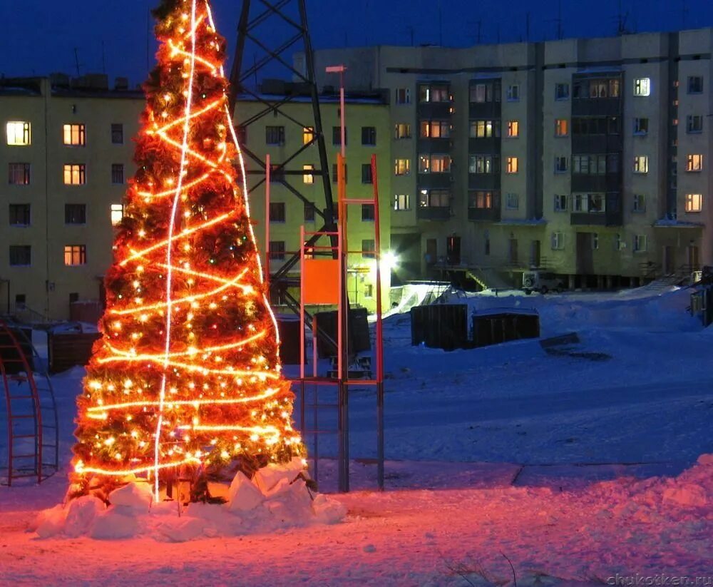 новогодние поделки для детей. простые новогодние поделки. объемная елка для детей. математическая елка своими руками 5 класс. новогодняя елка из бумаги.