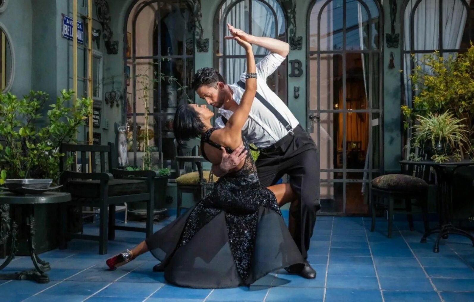 Tango twitter