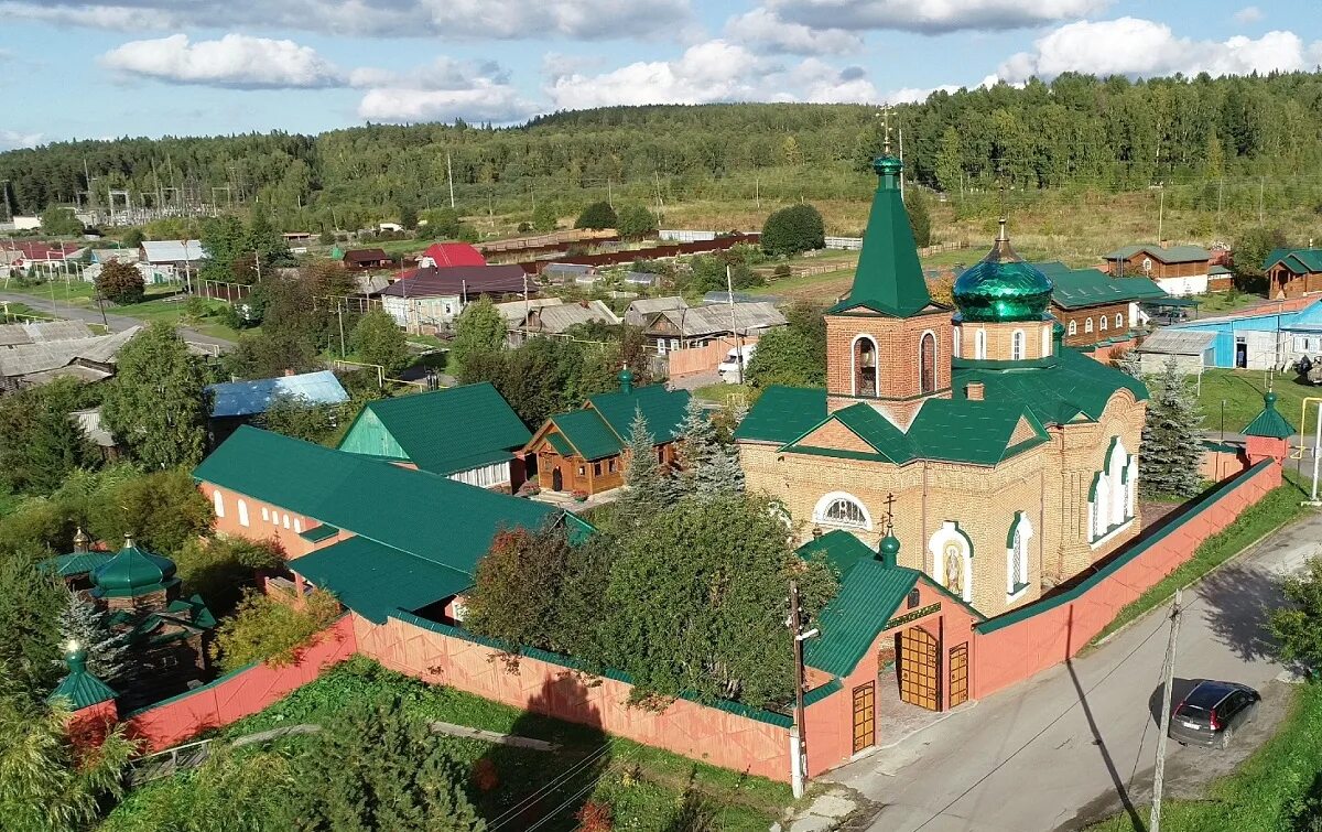 Тарасково свято троицкий. Свято-Троицкий монастырь Тарасково. Тарасково Свердловская область монастырь. Свято-Троицкий Всецарицынский мужской монастырь Тарасково. Мужской монастырь в Тарасково Свердловской области.