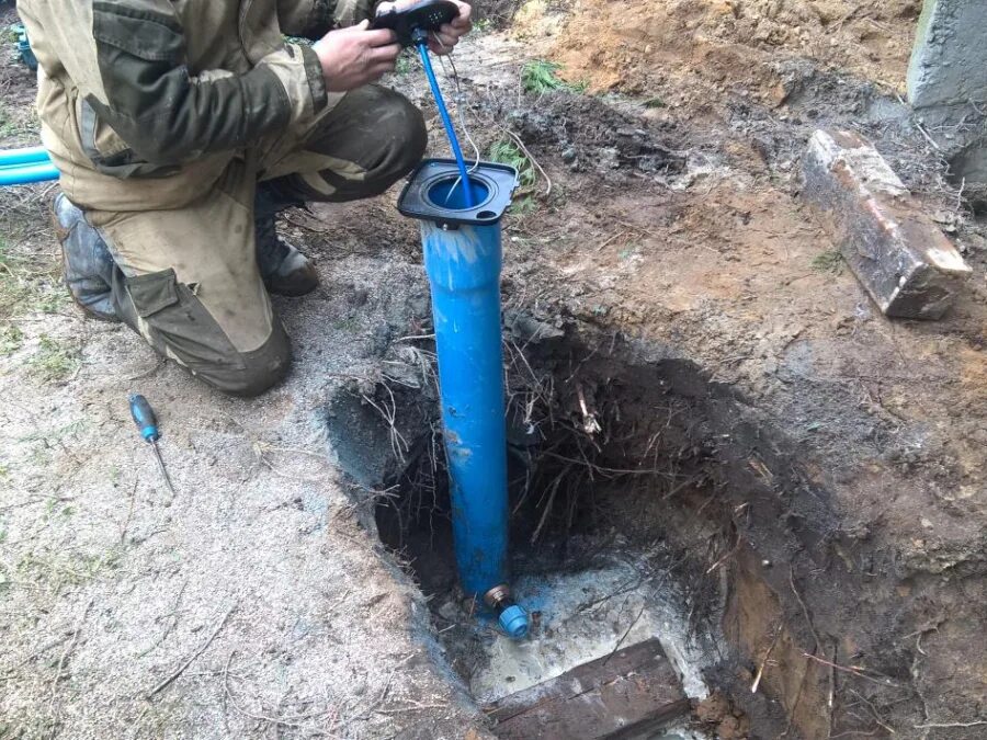 Скважина. Скважина водоснабжения. Бурение скважин под обсадную трубу. Технология бурения скважин под обсадную трубу.