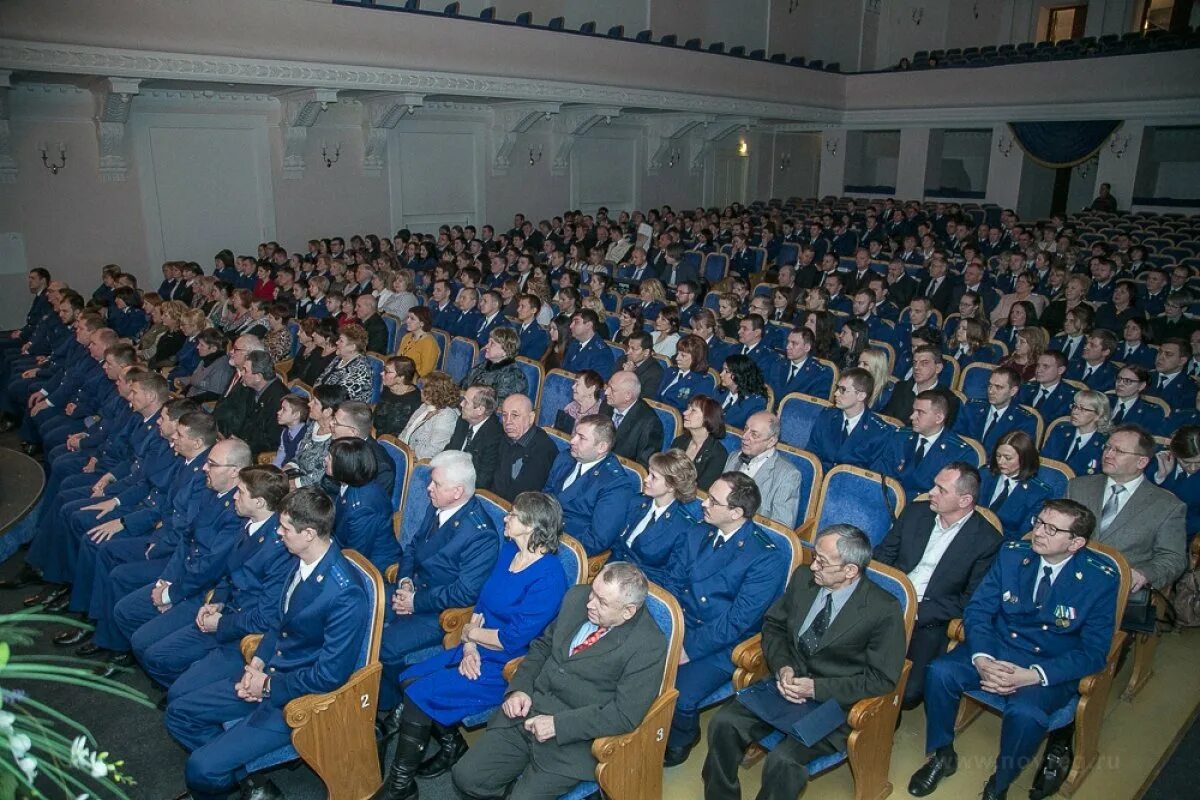 Сайт прокуратуры новгородской области. Прокуратура Великого Новгорода. Штат прокуратуры Великого Новгорода. Германа 11 Великий Новгород прокуратура. Филармония Великий Новгород зал.