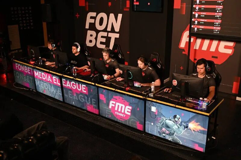 Fonbet media eleague по dota 2. Fonbet media eleague по dota 2. Гуркин медиа лига. Медиа команда. Ведущую на турнире fonbet по кс 2.
