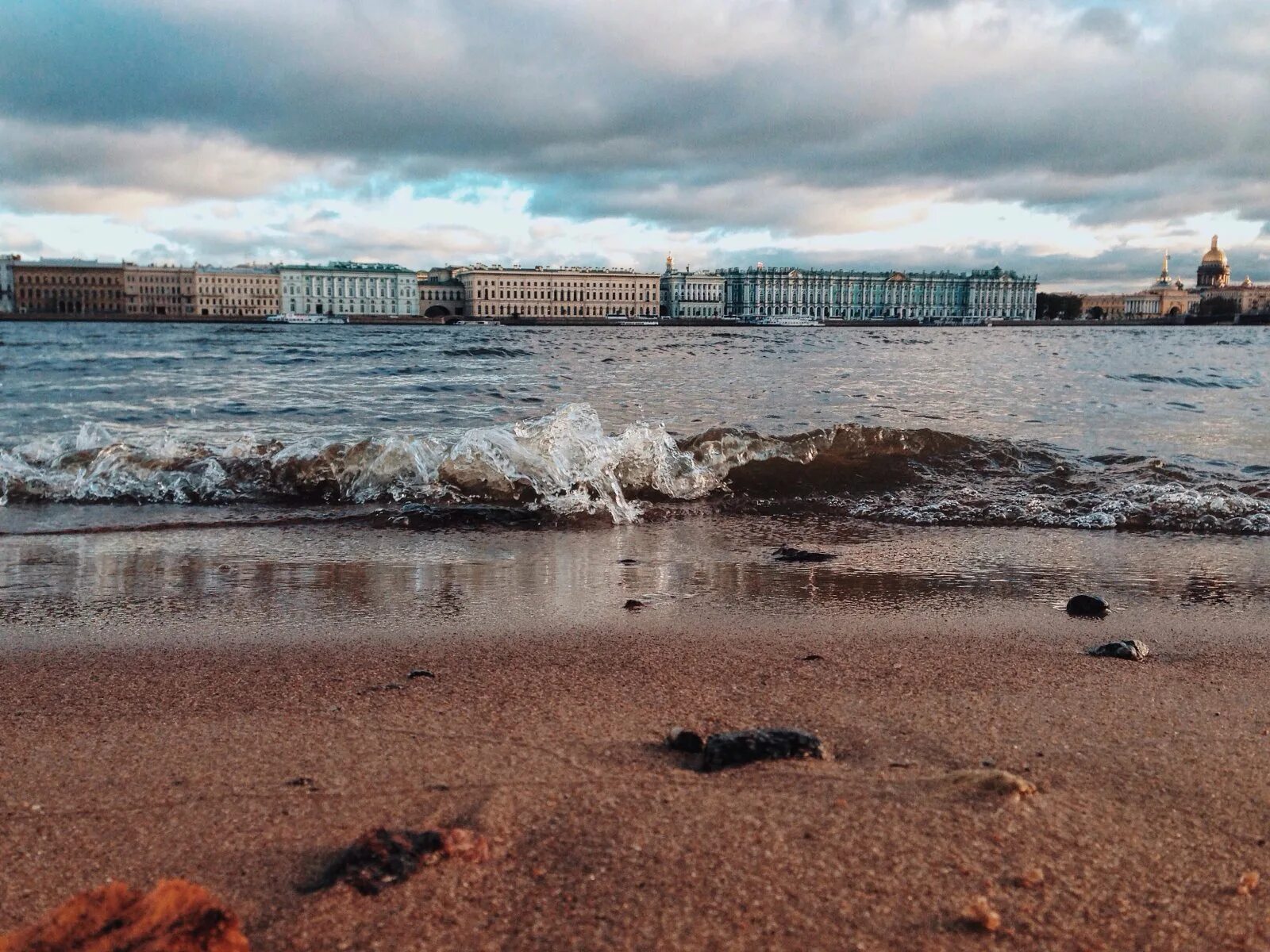 Санкт-Петербург Балтийское море. Пляж Санкт Петербург Балтийское море Санкт-Петербург. Берег Балтийского моря в Питере.