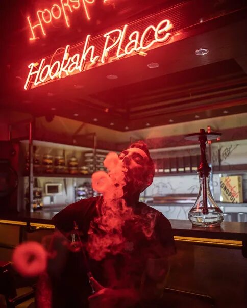 Кальян набережные челны. Hookah place. Hookah place Волгоград. Hookah place наб Челны. Толстовка Hookah place.