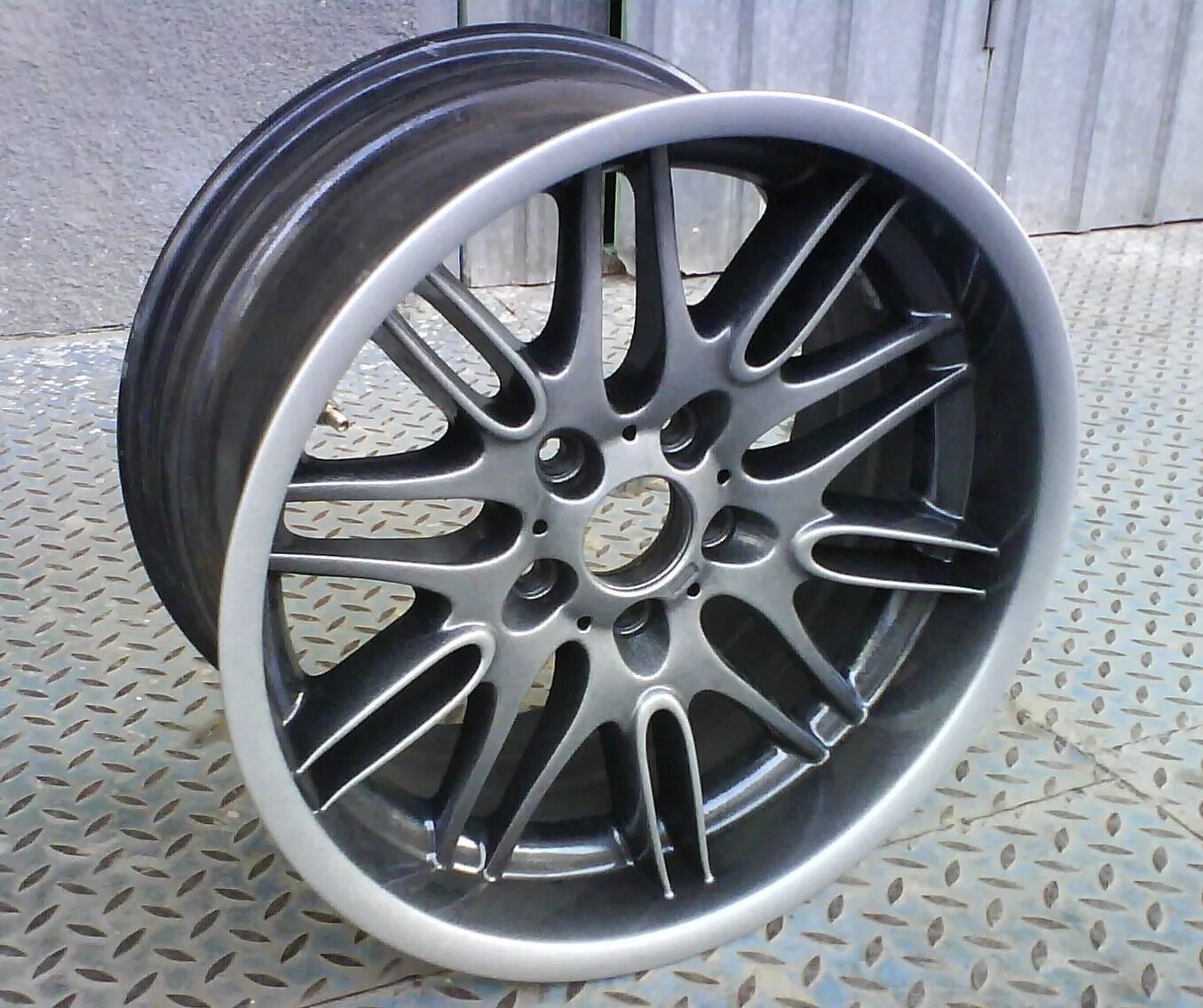 Литые диски е39. Диски бмв р18 rondell. Диски mbn rh r17. Bmw e39 65 стиль r18. М диски на бмв е39.