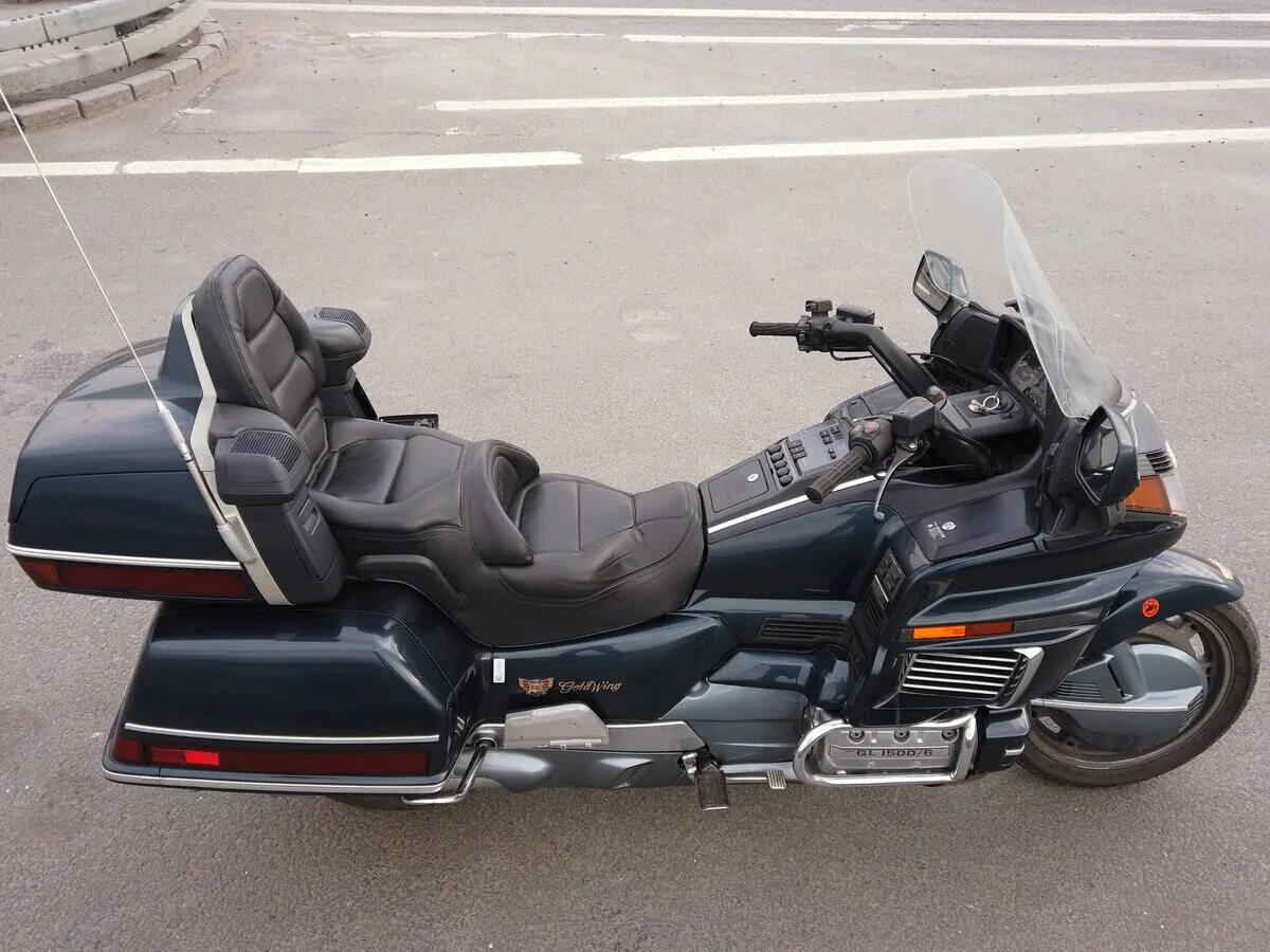 Honda gl1500. Gl1500 Goldwing. Хонда Голд 1500 1989. Хонда gl 1500 аспинкейт.