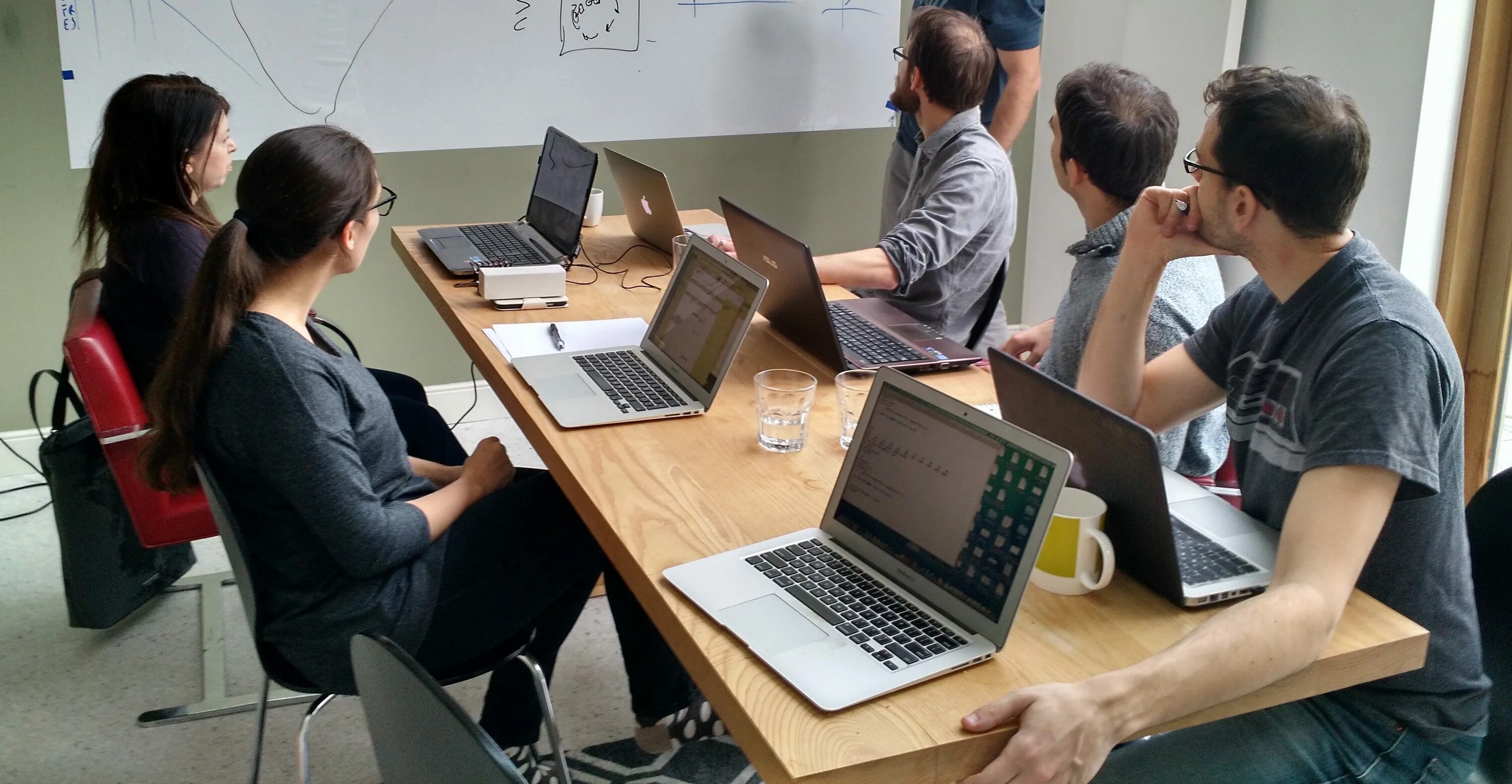 Engineer code. Data science. machine learning engineer курсы. инженер данных кто это. learn programming.