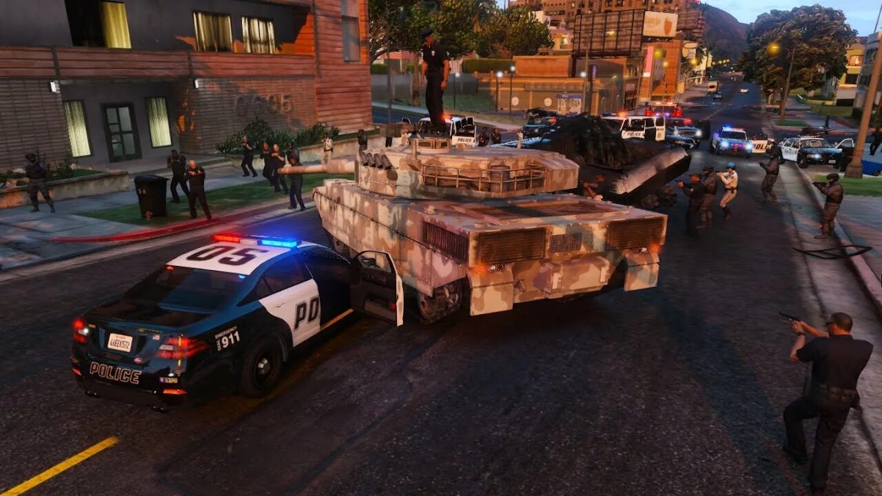 9mm на андроид. Gta 5 rp police. Gta драка с полицией. Гта будни. Гта 5 копы.