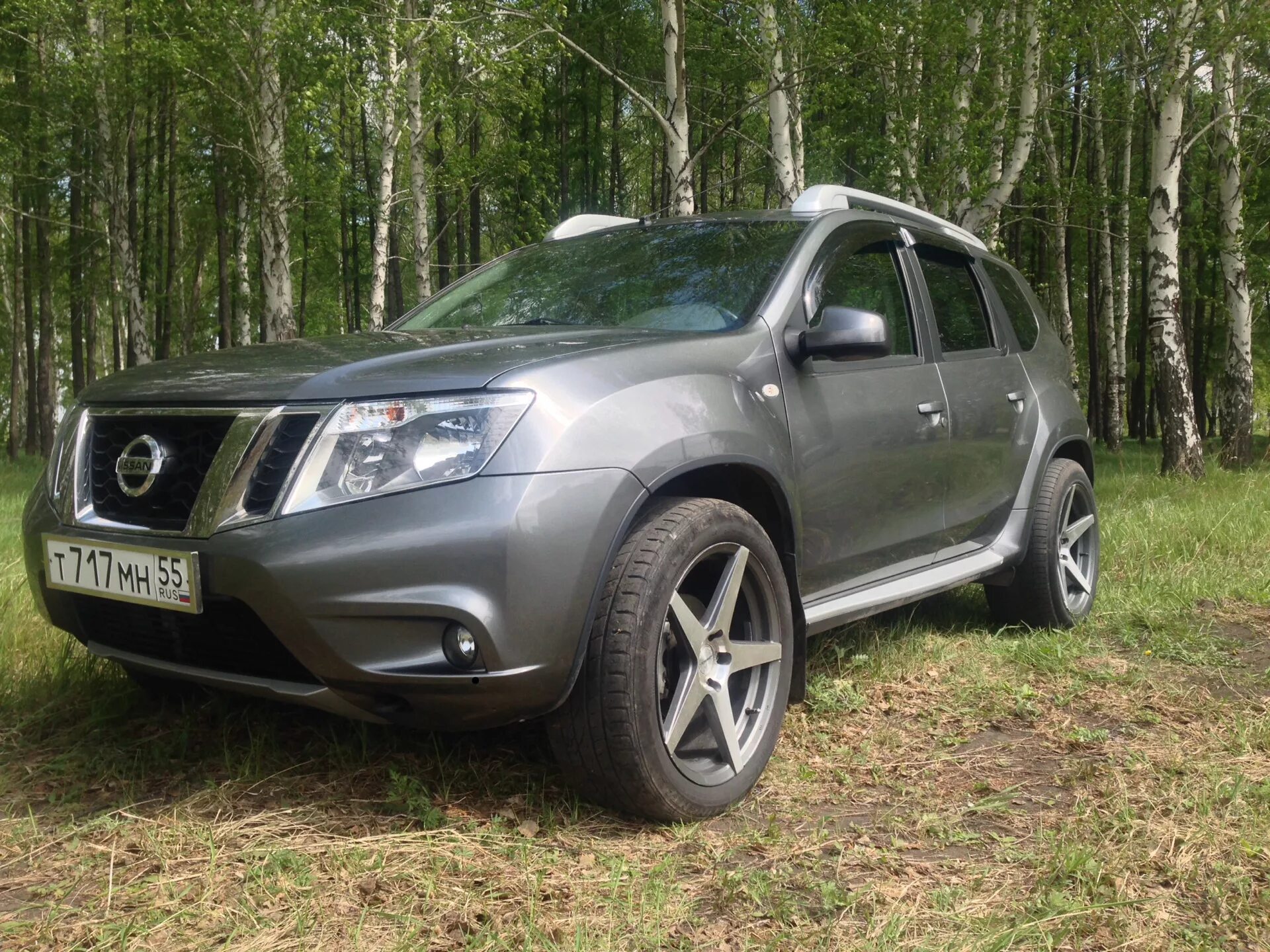 Диск террано 3. Nissan terrano r18. ниссан террано r19. ниссан террано r52. nissan terrano 2014 большие колеса.
