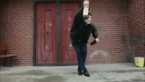 Колян танцует лучше всех клип