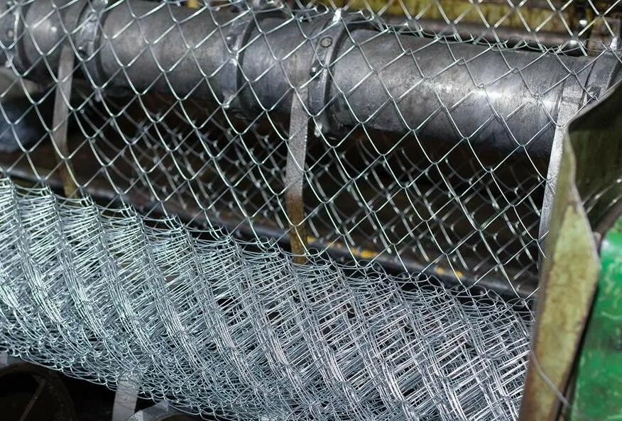 5. Сетку рабицу длиной 50 м разрезали. Сетка металлическая рабица 1. Забор рабица серая. 8.