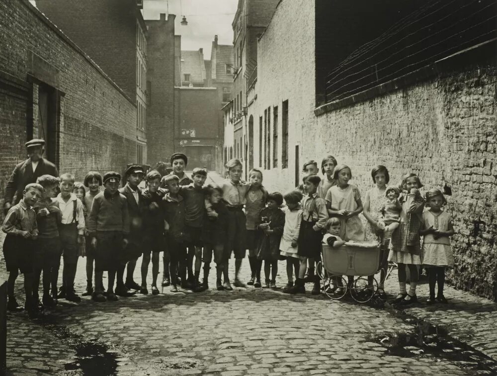 Германия между войнами. Германия 1940х. Германия 1910. Германия 1930 годы. Школы в Германии 1940.