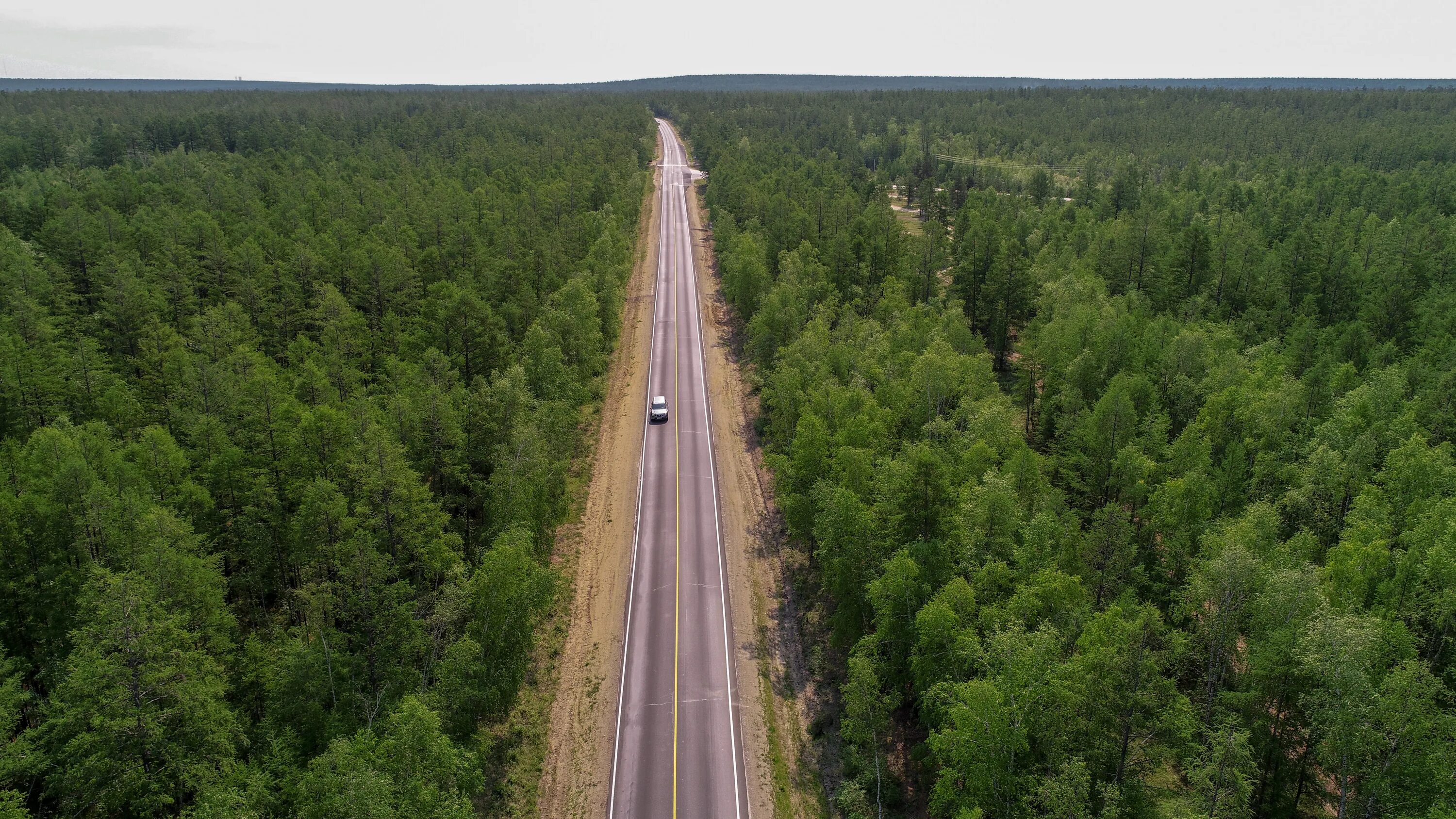 Дорога саха якутия. Трасса лена якутия. Дорога саха якутия. Трасса лена якутия алдан. Дорога якутск намцы.