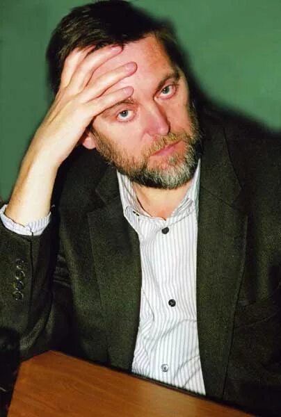 Иван есаулов. Иван андреевич есаулов. Максим есаулов сценарист. Езупов максим александрович. Художник илья есаулов иллюстрации к сказкам.