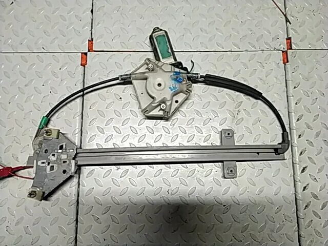 Панель для стеклоподъемника ниссан мурано. Стеклоподъемник соната нф. Стеклоподъёмник калина 1 задняя дверь. Стеклоподъёмник калина 1 водительский. Панель для стеклоподъемника ниссан мурано.