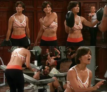 Nia Peeples Tits.