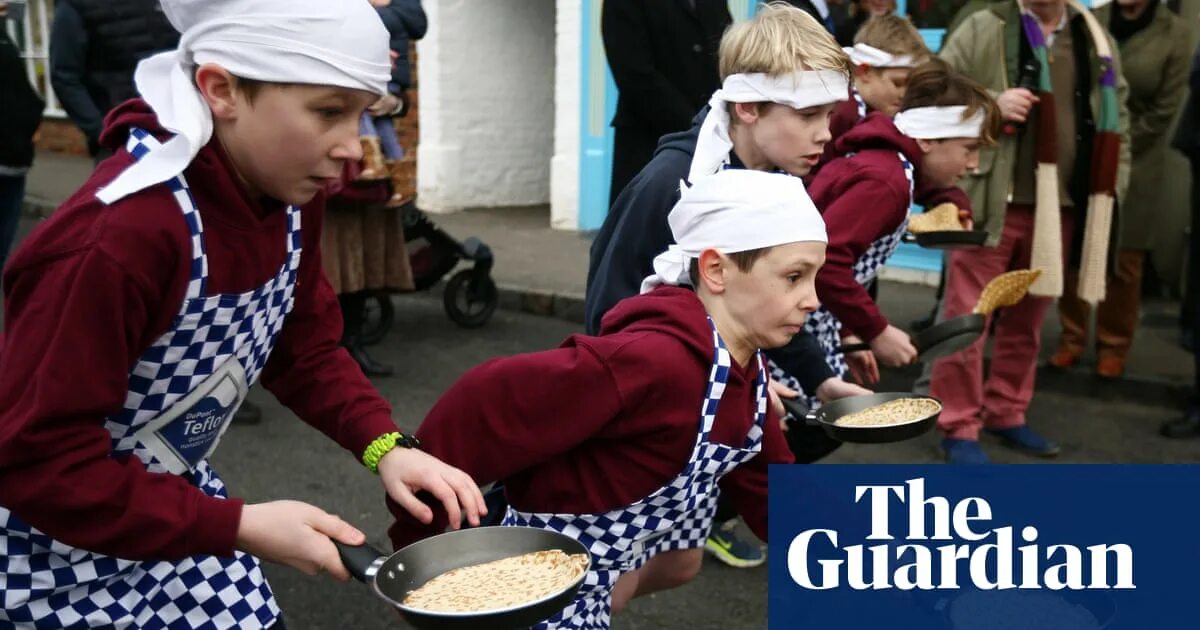 Shrove Tuesday в Англии. Панкейк дей в Великобритании. Pancake Day в Британии традиции. Блинный день.