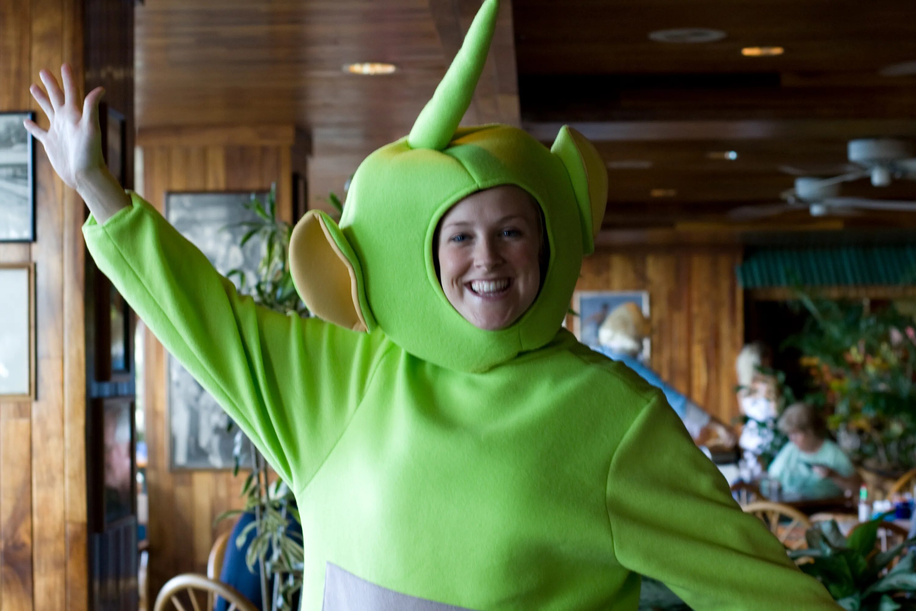 Thicc lady teletubbies cosplay. Телепузики мемы. Teletubbies cosplay. Taya @thedoctorbae. Телепузики 2022.