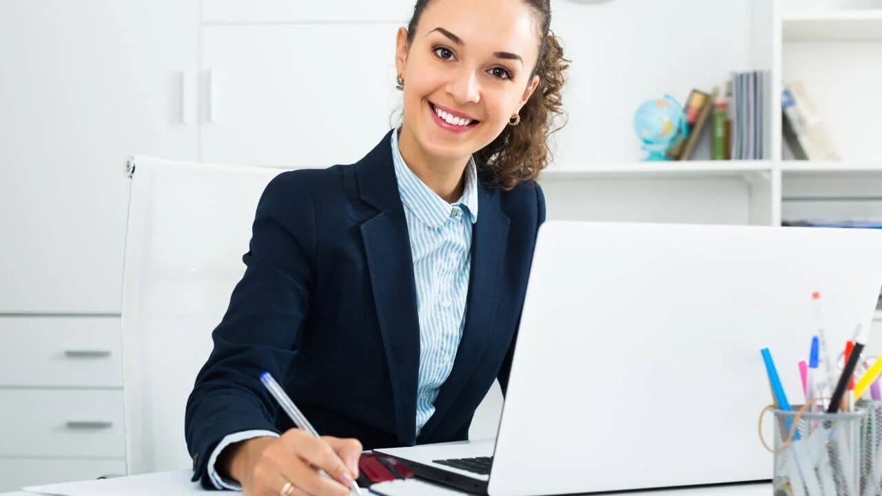 Support admin. Admin support. office manager vacancy.