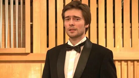 Головушкин певец
