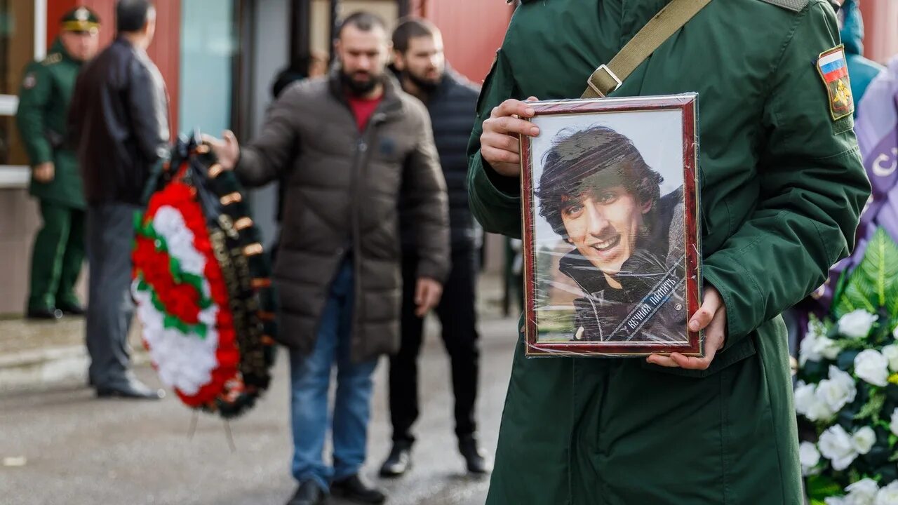 В Волгограде простились с погибшими.