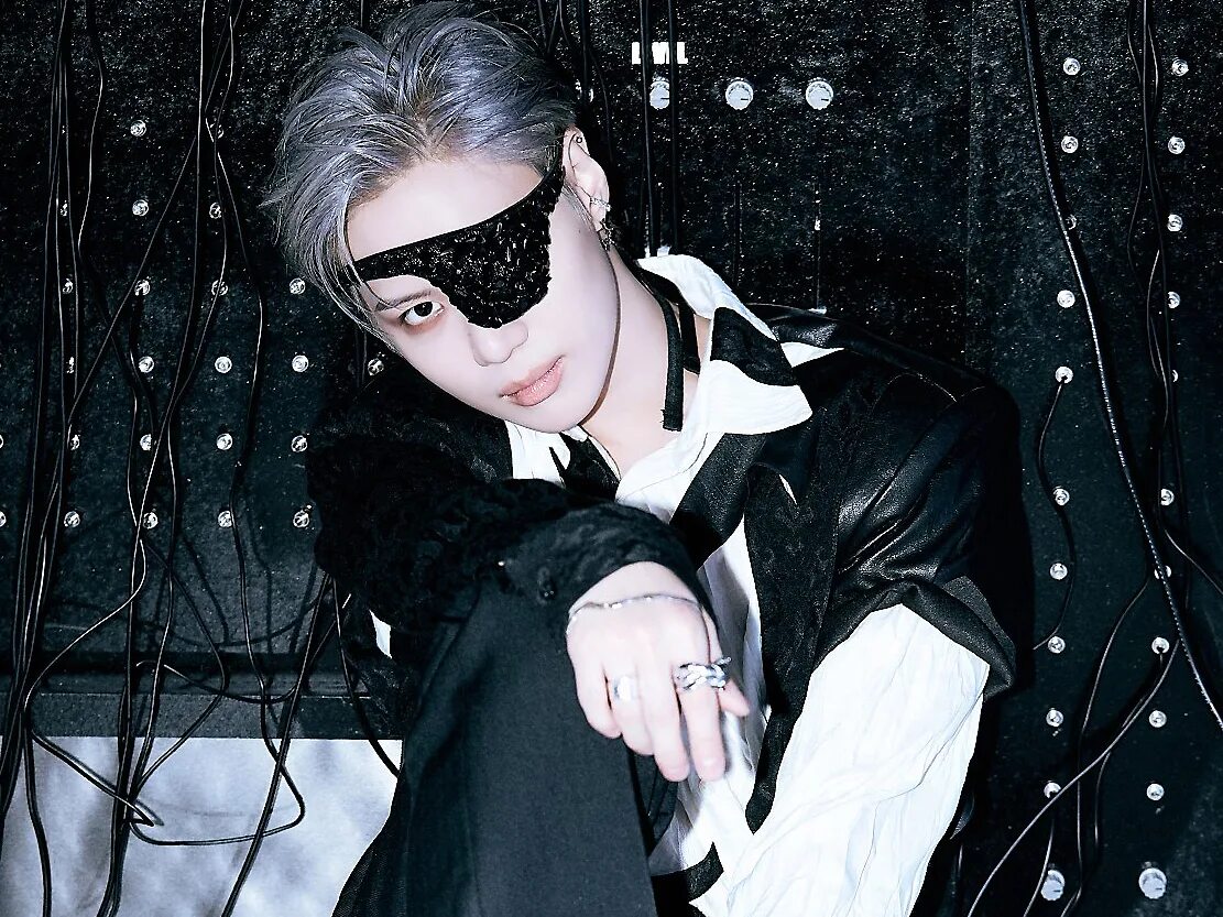 Taemin criminal. Таемин криминал. Taemin criminal. Тэмин из shinee. Taemin criminal.