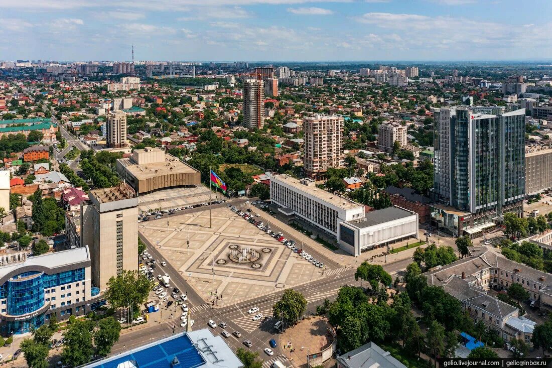 Где в городе краснодаре. Театральная площадь Краснодар. Кубань столица Кубани. Столица Краснодара. Город Краснодар 2017.