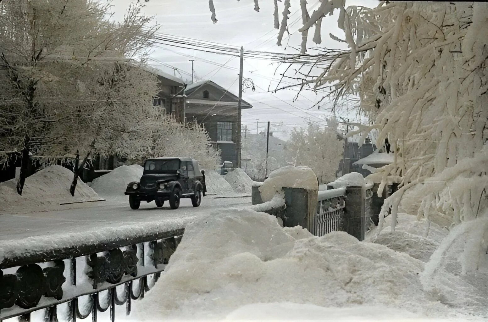 Детство зима. Зима раньше. Счастливое советское детство зима. Раньше зимой будучи на. Питер брейгель избиение гобеленов.