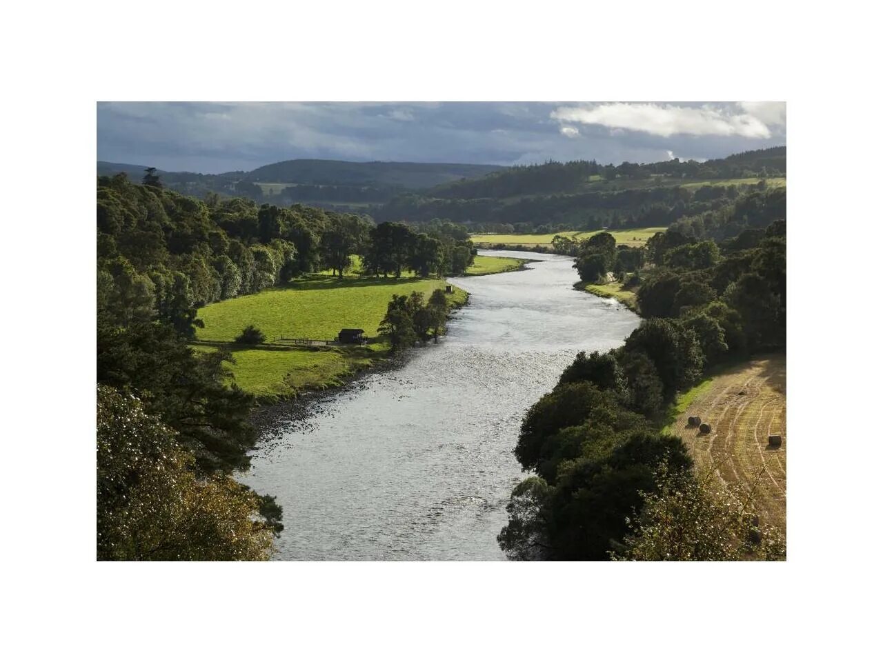 Spey river виски. Спей река фото. Spey река. Лох ломонд и троссахс национальный парк. Река спей в шотландии.