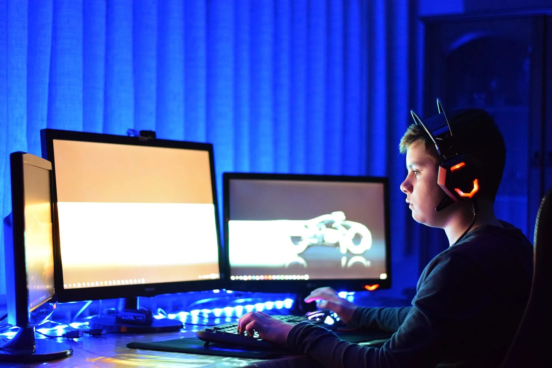 Do they play computer games