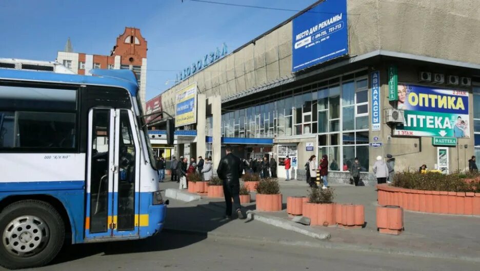 Купить билет барнаульский автовокзал. Автовокзал Барнаул. Вокзал Барнаул автовокзал. Барнаул автовокзал автобусы. Автовокзал Западная Барнаул.