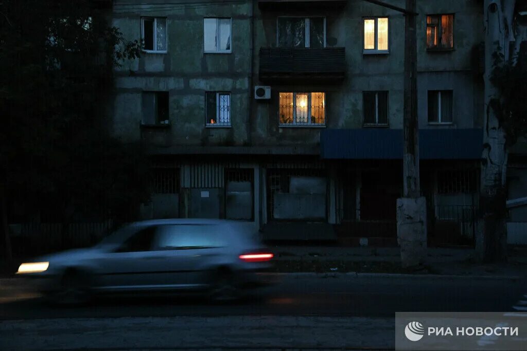 Харьков без света и воды сегодня. Харьков без света. Город без света. Харьков без электричества. Украина без света.